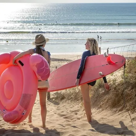 Camping ZEcamping 5 étoiles - Plage à 600 m - Top Parc Aqua XXL - Dog friendly Brem-sur-Mer