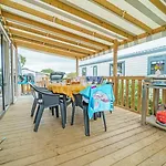 ZEcamping 5 étoiles 600m plage parc aquatique pet friendly sauna Camping Brem-sur-Mer