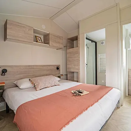 5 Etoiles - Parc Aquatique - Eeiade مكان تخييم *