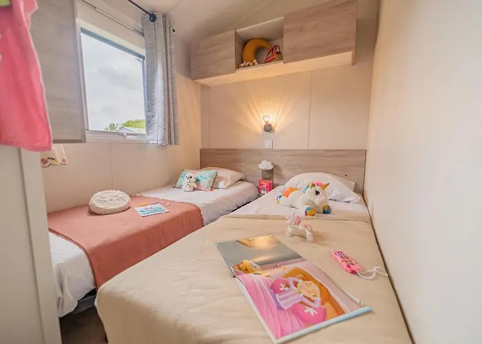 5 étoiles - Parc Aquatique - Eeiade *